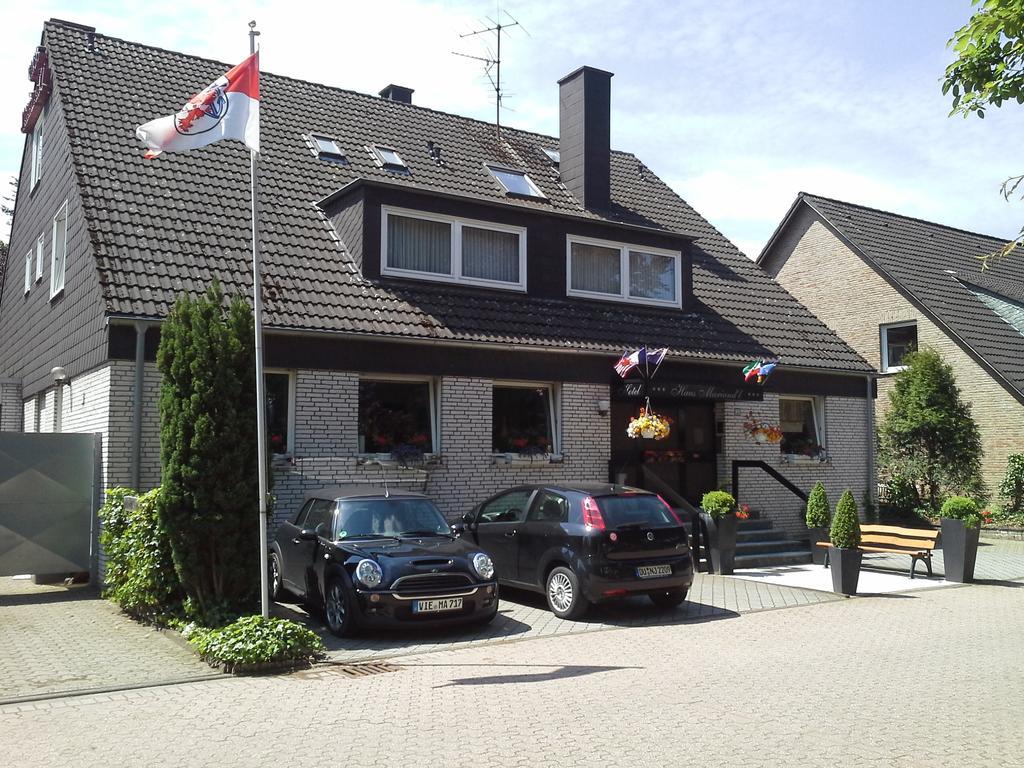 Haus Mariandl Hotel Дюселдорф Екстериор снимка
